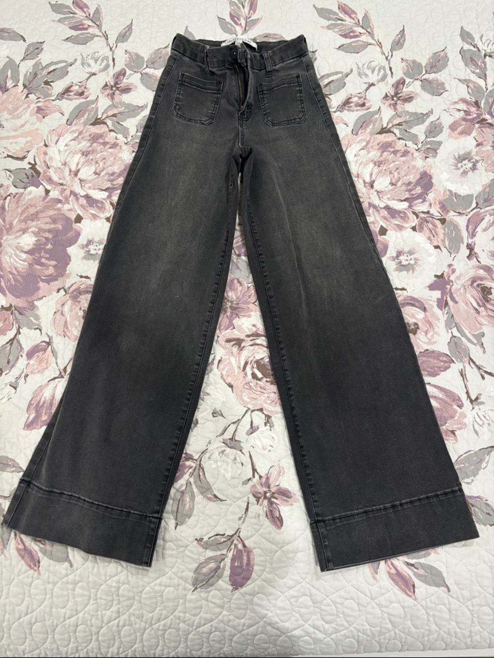 Celebrity Pink Washed Black Wide Leg Jeans